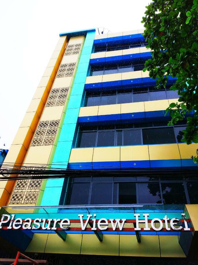 Pleasure View Hotel ヤンゴン エクステリア 写真